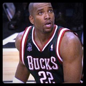 Retired Milwaukee Bucks Redd Jersey 22